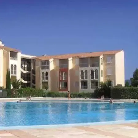 Rue Gustave Bret - 2 * Frejus